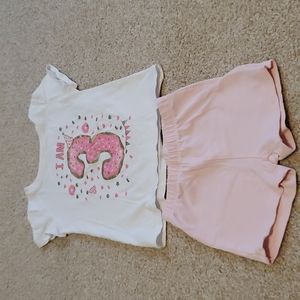 I am 3 birthday shirt and matching shorts, shirt 4T, shorts 3T, Children's Place